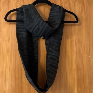 Flag nor Fail Black Infinity Scarf